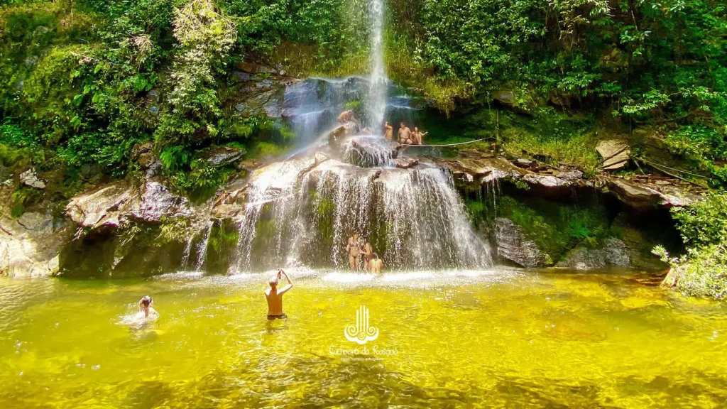 10 cachoeiras incríveis para conhecer em Pirenópolis - cachoeira do rosario imagem galeria cachoeira do rosario e seus 42m de queda 67dc98eaaf70f 1