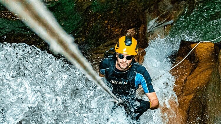 Reserva Andorinhas: sete cachoeiras e aventura perto de Pirenópolis