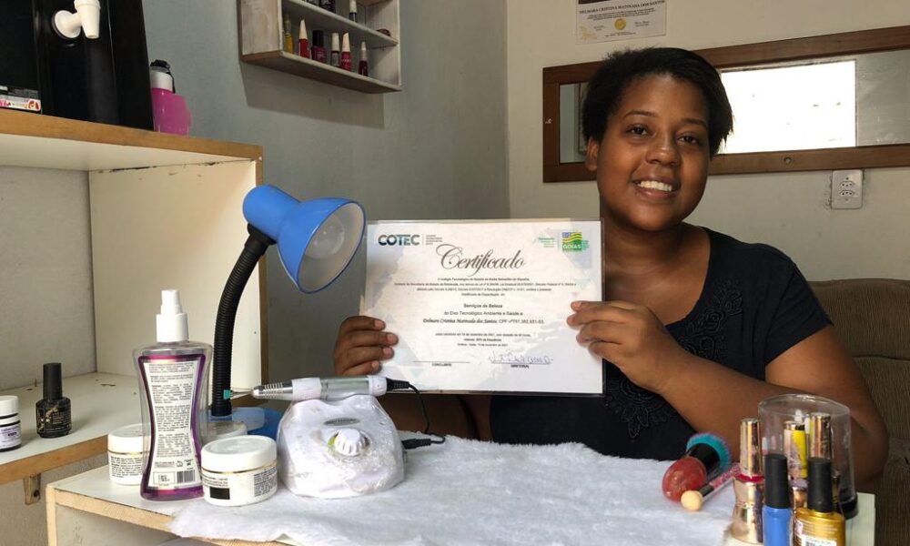 Goiás avança na formalização e na qualificação profissional