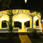 Coreto iluminado relembra história da Igreja dos Pretos