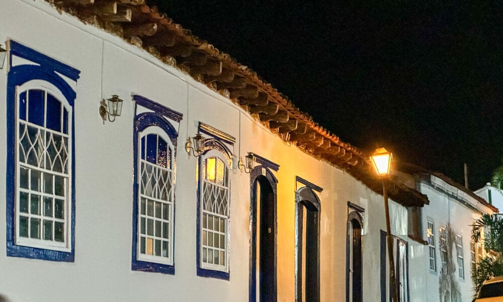 Arquitetura colonial ilumina a noite em Pirenópolis - IMG 0807