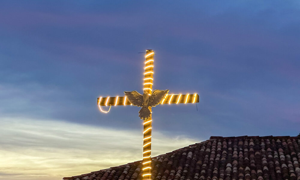 Rua da Cruz ilumina o Centro Histórico de Pirenópolis