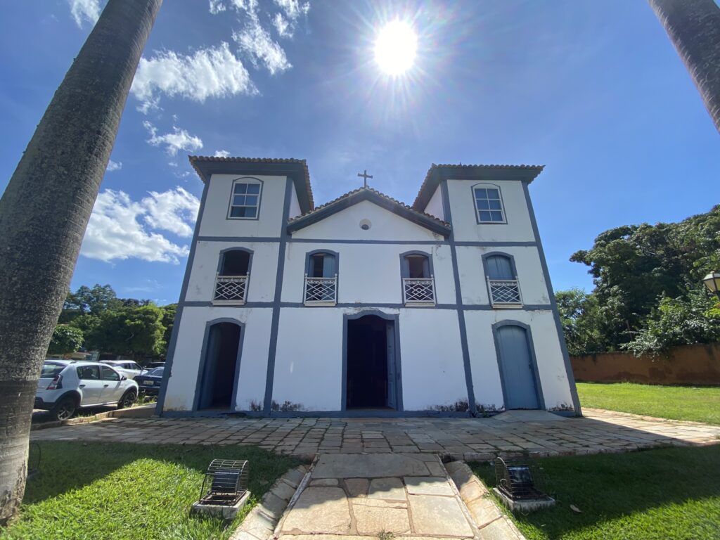 10 passeios imperdíveis de turismo cultural em Pirenópolis - Igreja Bonfim Pirenopolis janeiro 2022 1 06