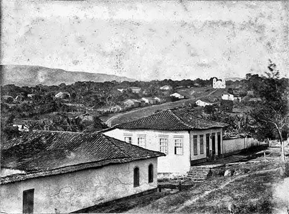 História de Pirenópolis 14 História de Pirenópolis - pirenopolis Elevacao a categoria de cidade com o nome Cidade de Meia Ponte