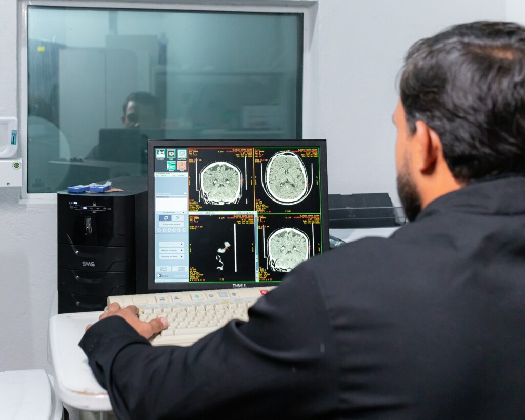 Clínica Santa Clara em Pirenópolis: serviços médicos e laboratoriais - 6