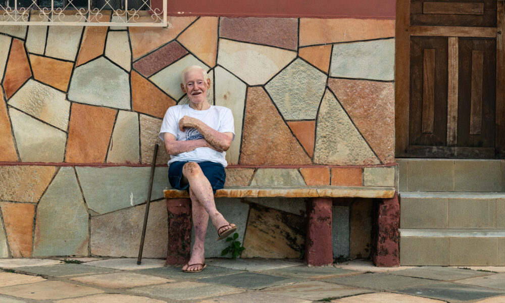 Senhor Lindolfo, 103 anos, na imagem do dia em Pirenópolis
