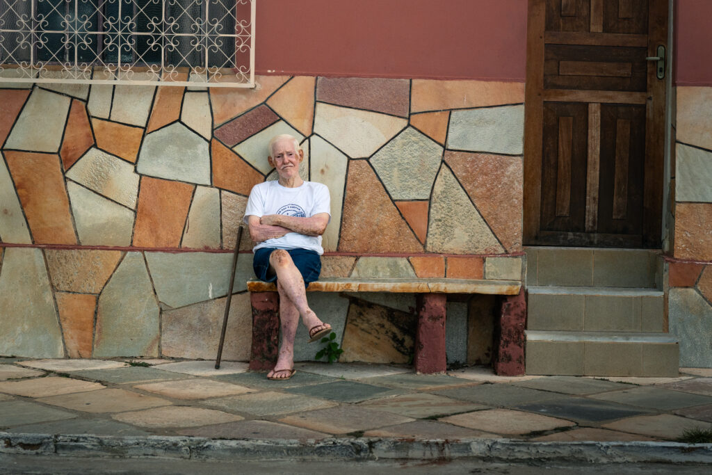 Senhor Lindolfo, 103 anos, na imagem do dia em Pirenópolis - PP 56