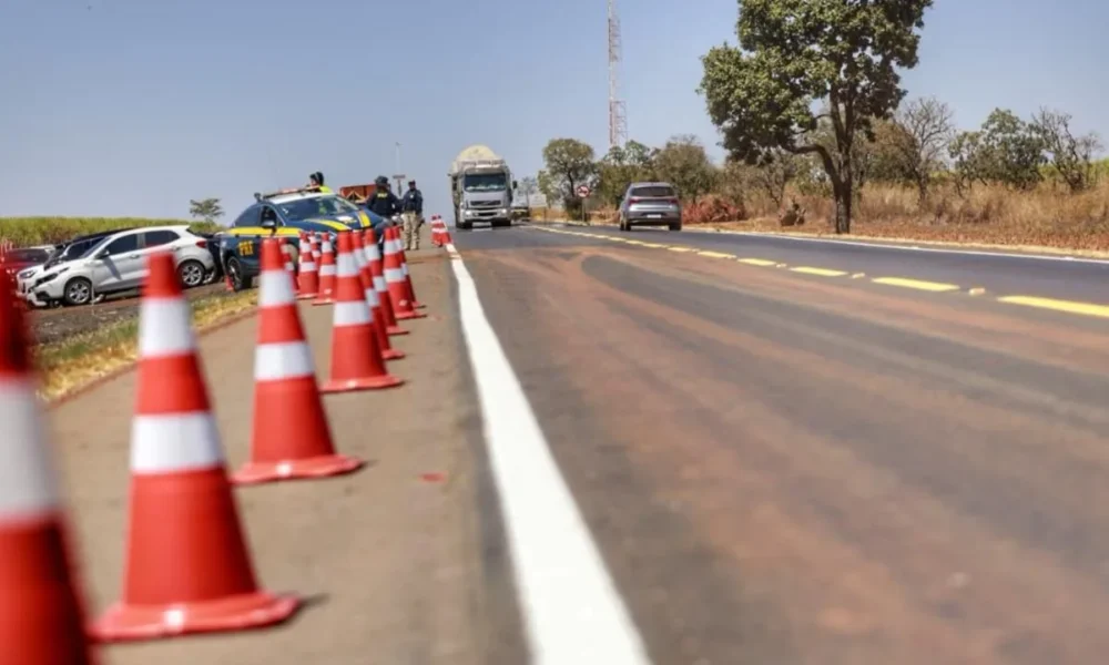 Interdições na BR-153 afetam motoristas na região de Anápolis