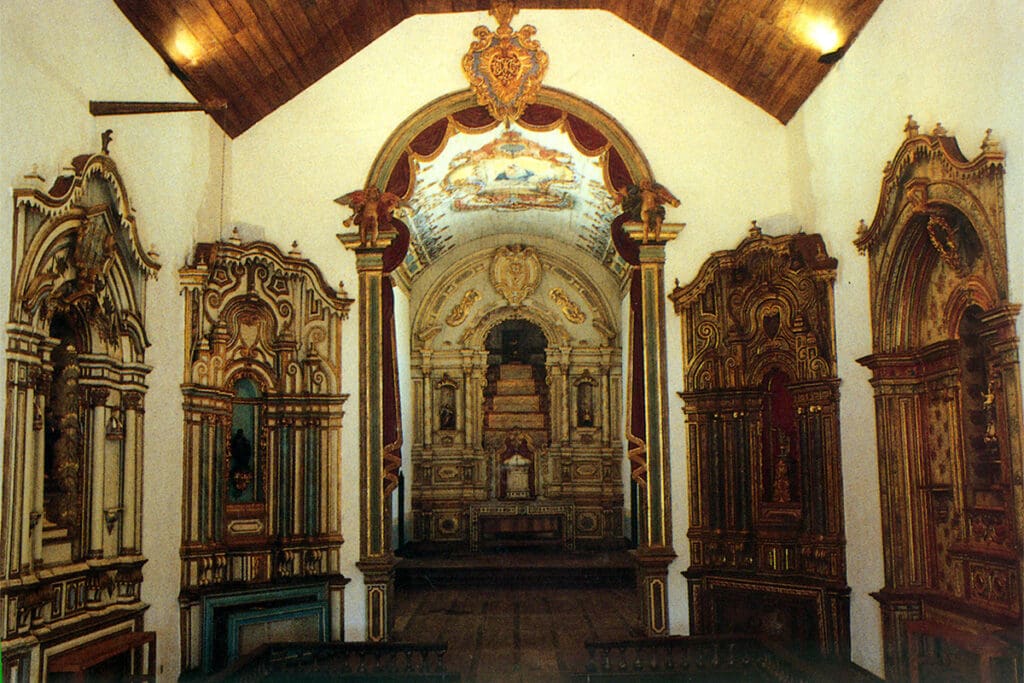 Antigos altares da Igreja Matriz revelam a história de Pirenópolis - Antigos altares da Igreja Matriz revelam a historia de Pirenopolis