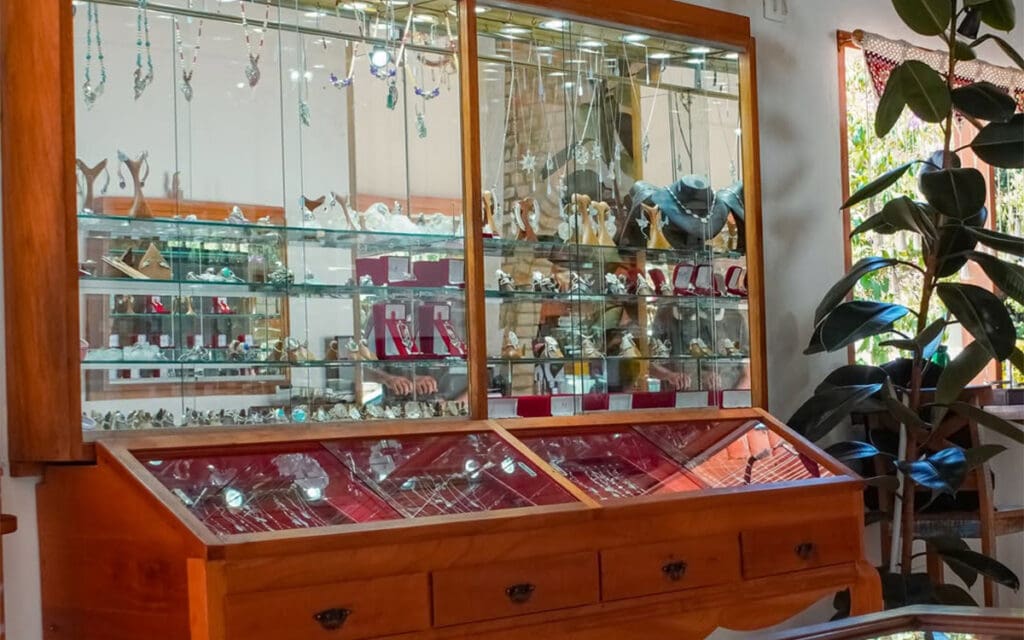 Ateliê da Filigrana encanta com joias artesanais em Pirenópolis - Atelie da Filigrana encanta com joias artesanais em Pirenopolis 3