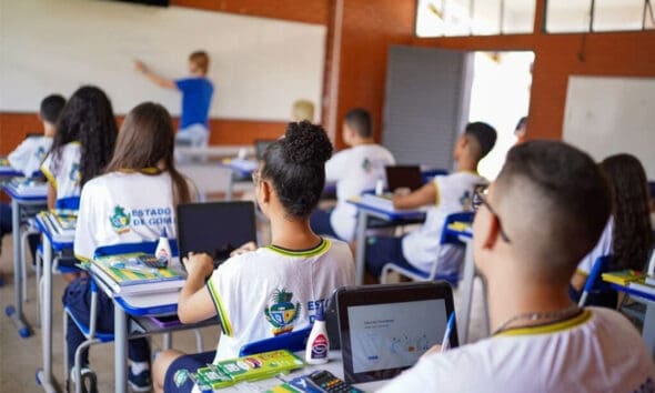 Goiás avança e conecta escolas públicas à Internet - Goias avanca e conecta escolas publicas a Internet
