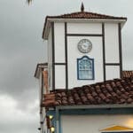 Igreja Matriz de Pirenópolis em dia nublado no Centro Histórico - Igreja Matriz de Pirenopolis em dia nublado no Centro HistoricoAPAE de Pire