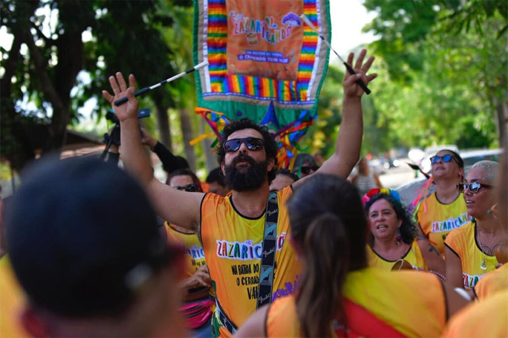 Raízes que Curam Zazaricando leva saberes ao Carnaval de Pirenópolis