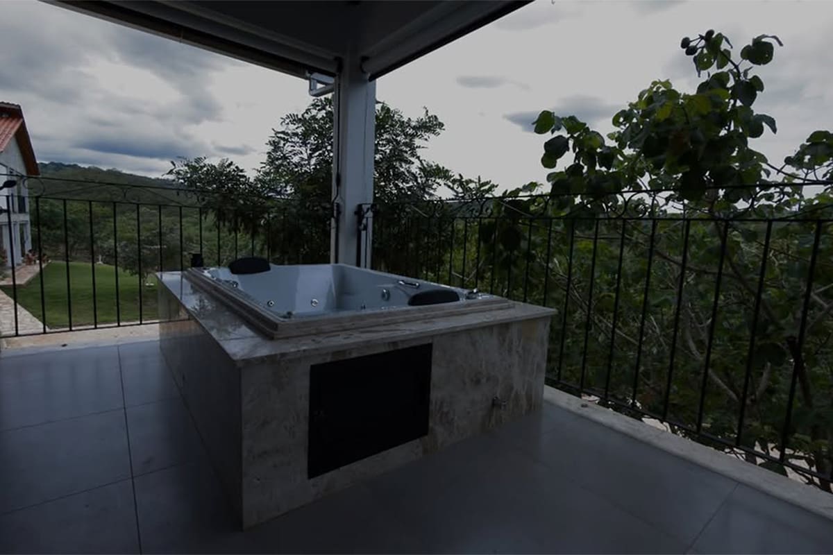 Villa Rochedo em Pirenópolis refúgio com chalés e natureza