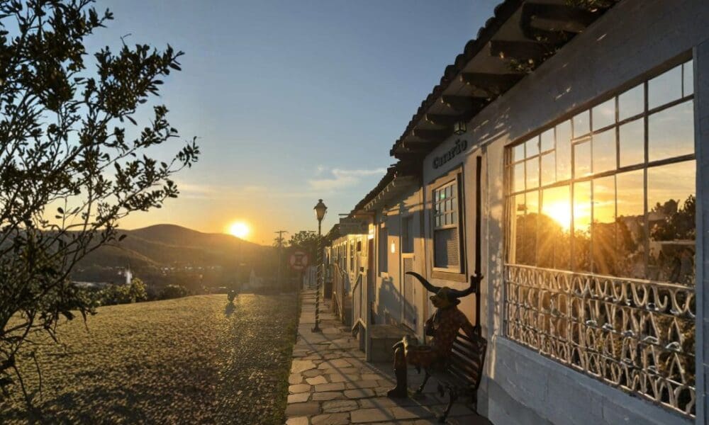 O sol se despede devagar de Pirenópolis - jii 2026 01 16T002000.418