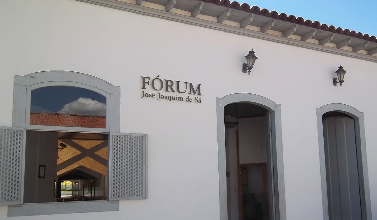 Comarca de Pirenópolis suspende atendimento por 30 dias