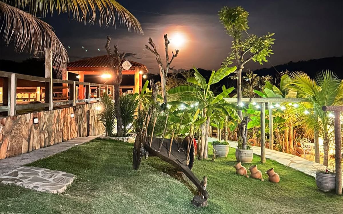 Pousada Yvanna Pirenópolis hospedagem charmosa com piscina
