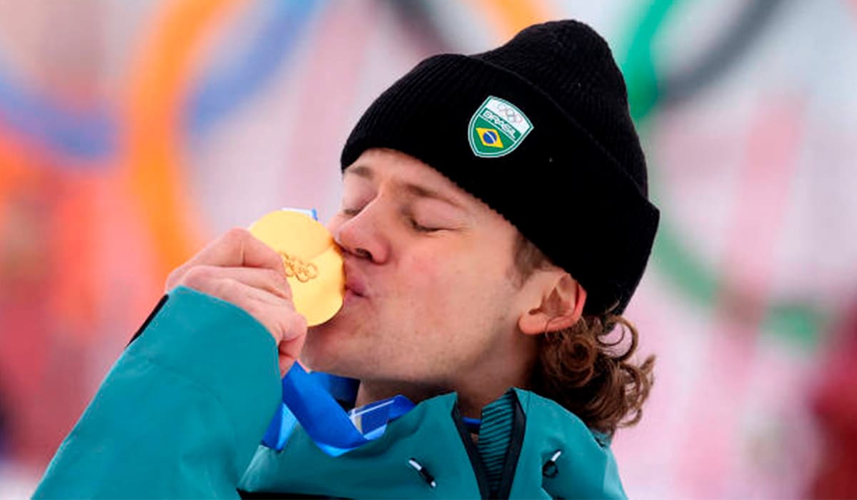 Primeira medalha Brasil inverno: Lucas pinheiro ouro histórico