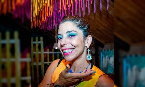 Rozaura Romano lidera o Bloco Zazaricando em Piri, com carnaval, oficinas musicais e ações ambientais do projeto Raízes que Curam.