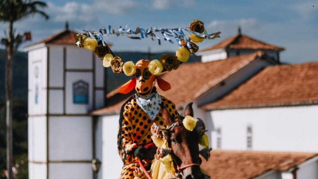 A presença de Pirenópolis no calendário reforça o protagonismo histórico da cidade