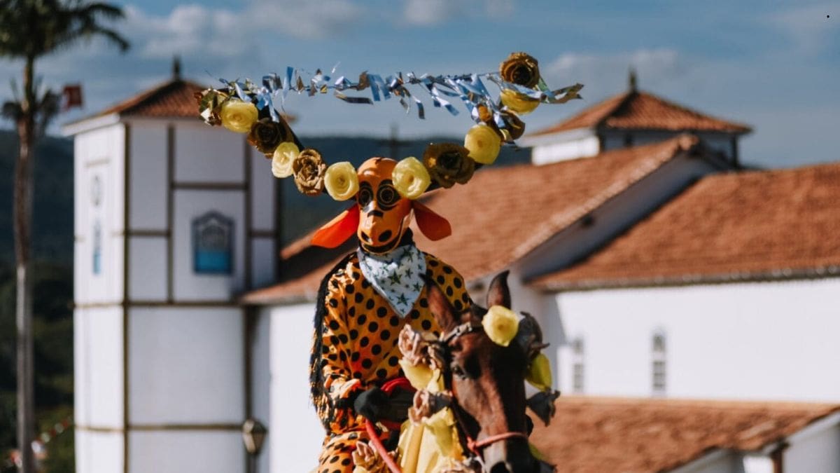 Pirenópolis celebra 200 anos de Cavalhadas em 2026