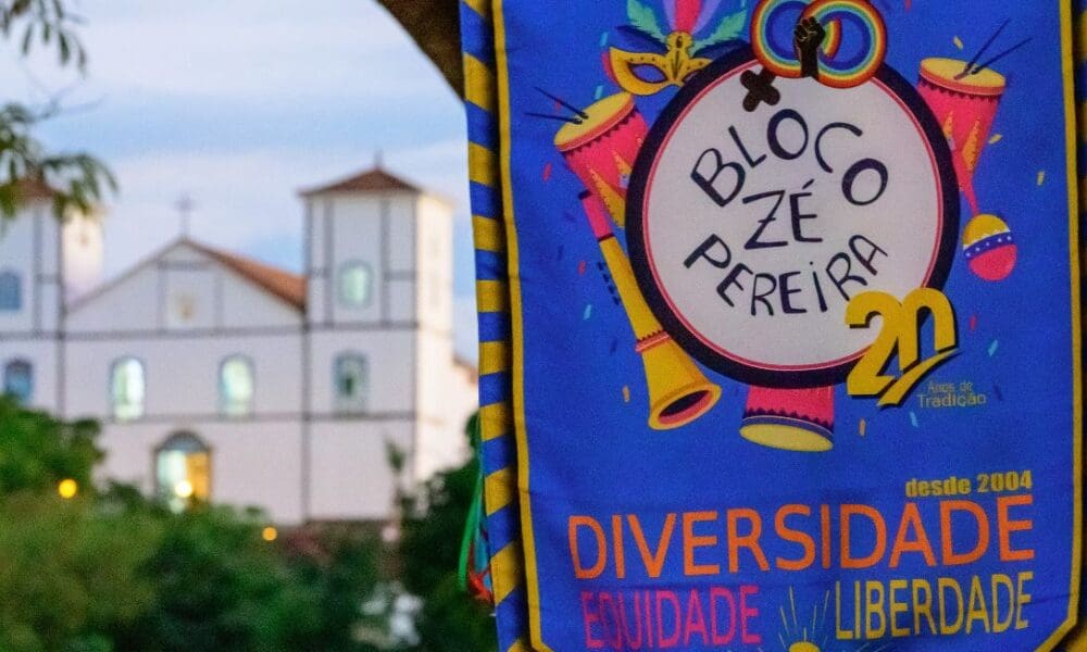 Com 22 anos de atuação, o bloco se consolida como parte do calendário cultural local