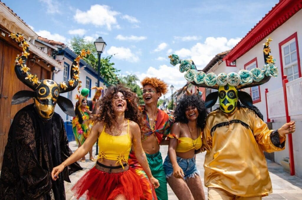 A Programação Oficial do Carnaval de Pirenópolis 2026 reforça a identidade cultural da cidade