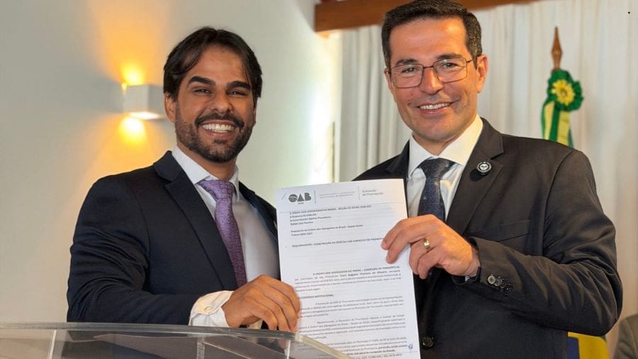 OAB-GO recebe escritura de lote para nova sede em Pirenópolis