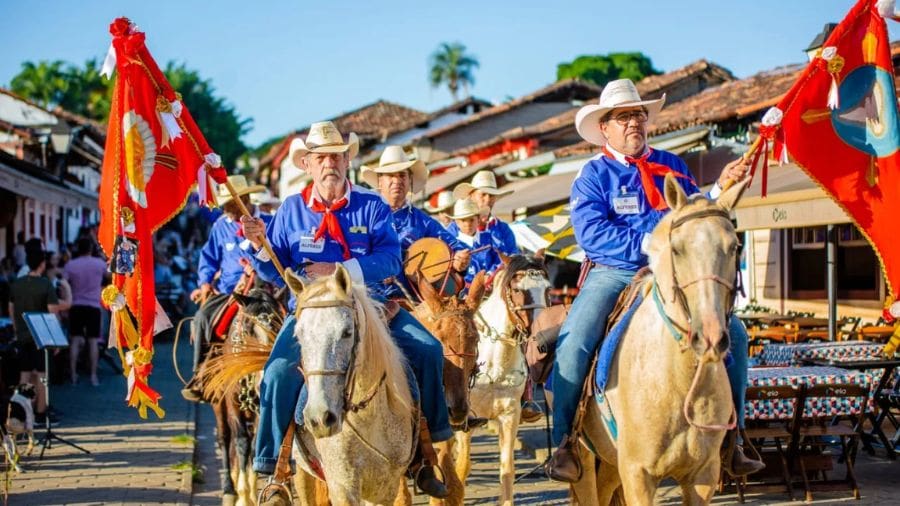 Festa do Divino começa 5 de abril em Pirenópolis