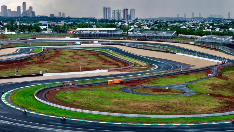Estima-se ainda uma arrecadação de aproximadamente R$ 130 milhões em impostos, incluindo ICMS e ISS