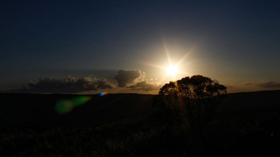 Pôr do sol no Cerrado: a arte do entardecer em Pirenópolis