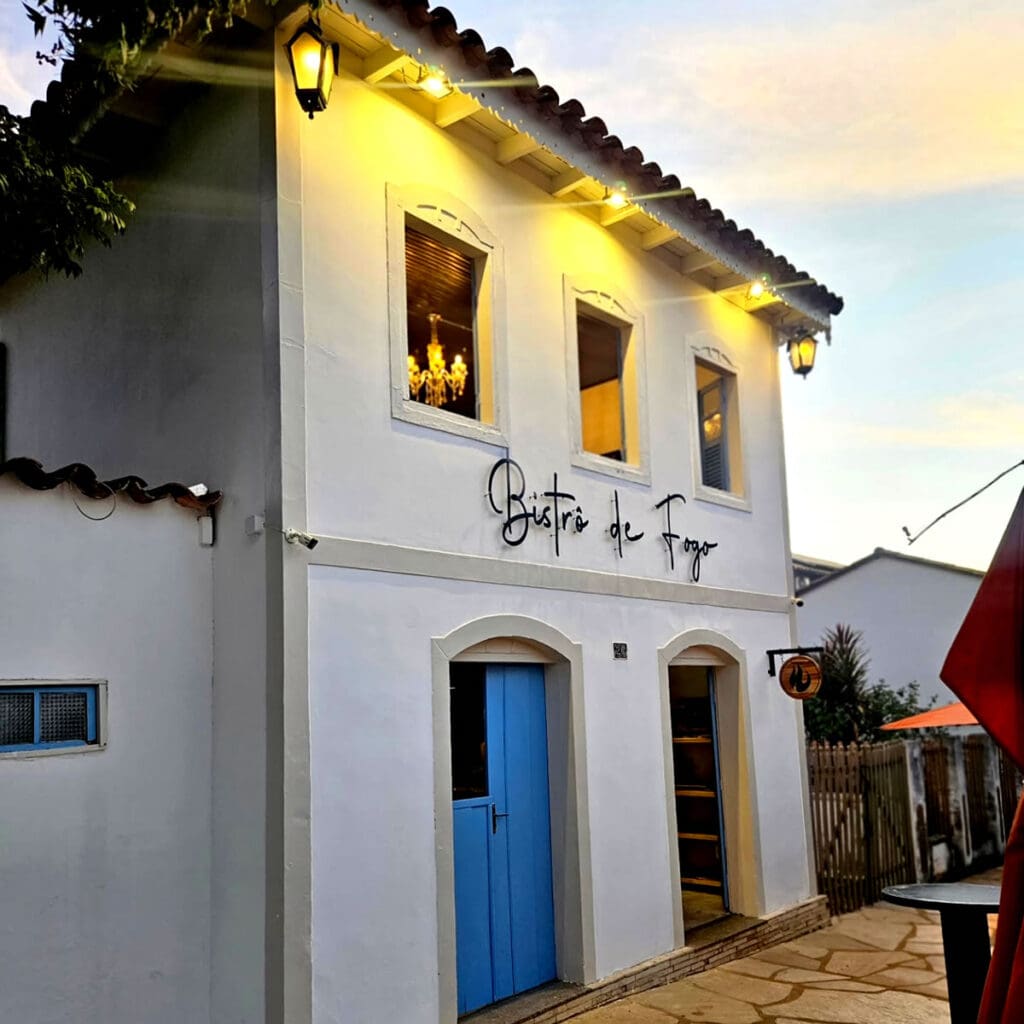 Restaurante Bistrô de Fogo abre vagas de emprego em Piri