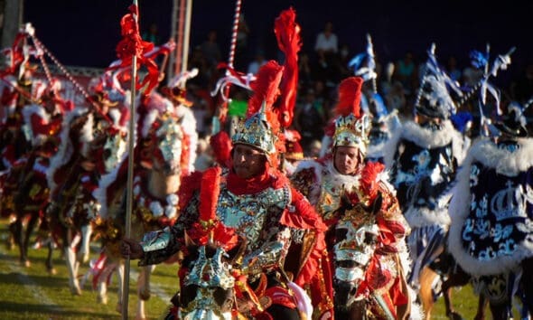 Cavalhadas Pirenópolis 2026: 200 anos e programação Cavalhadas Pirenópolis 2026: 200 anos e programação