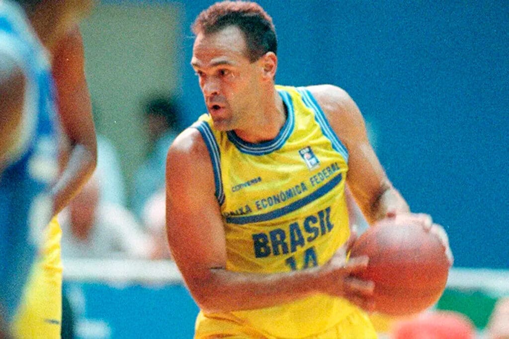 Oscar Schmidt morre aos 68 anos, lenda do basquete brasileiro