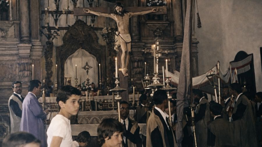Imagem histórica da celebração da Paixão do Senhor em 1960