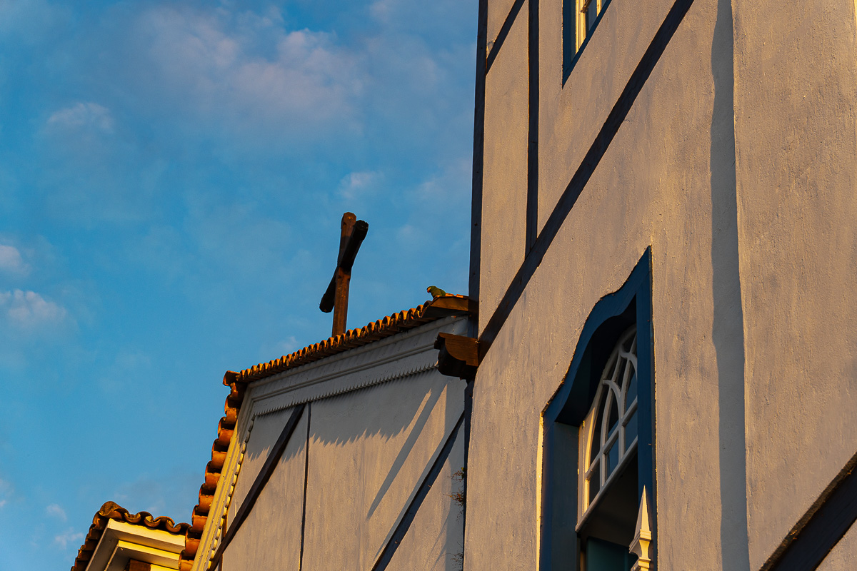 Igreja Matriz Pirenópolis luz e detalhes da fachada