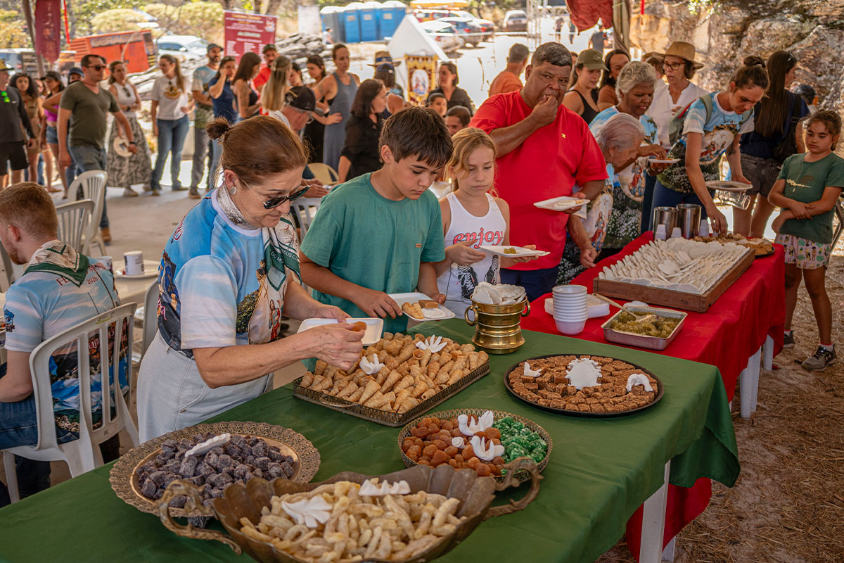 Festa do Morro 2026: a celebração centenária nos Pireneus - Foto: Yan Damaceno
