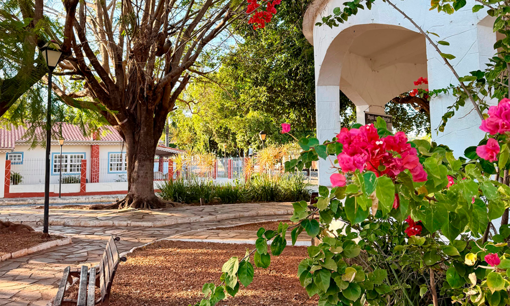 Praça do Coreto revela a beleza tranquila de Pirenópolis