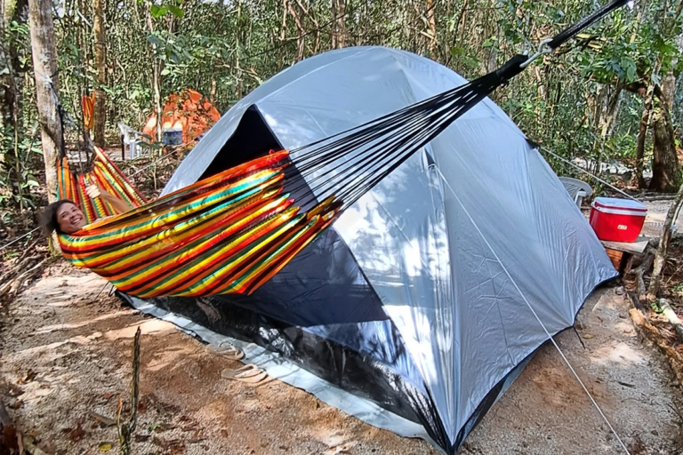 Recanto Pequi une camping, trilhas e Cerrado em Pirenópolis