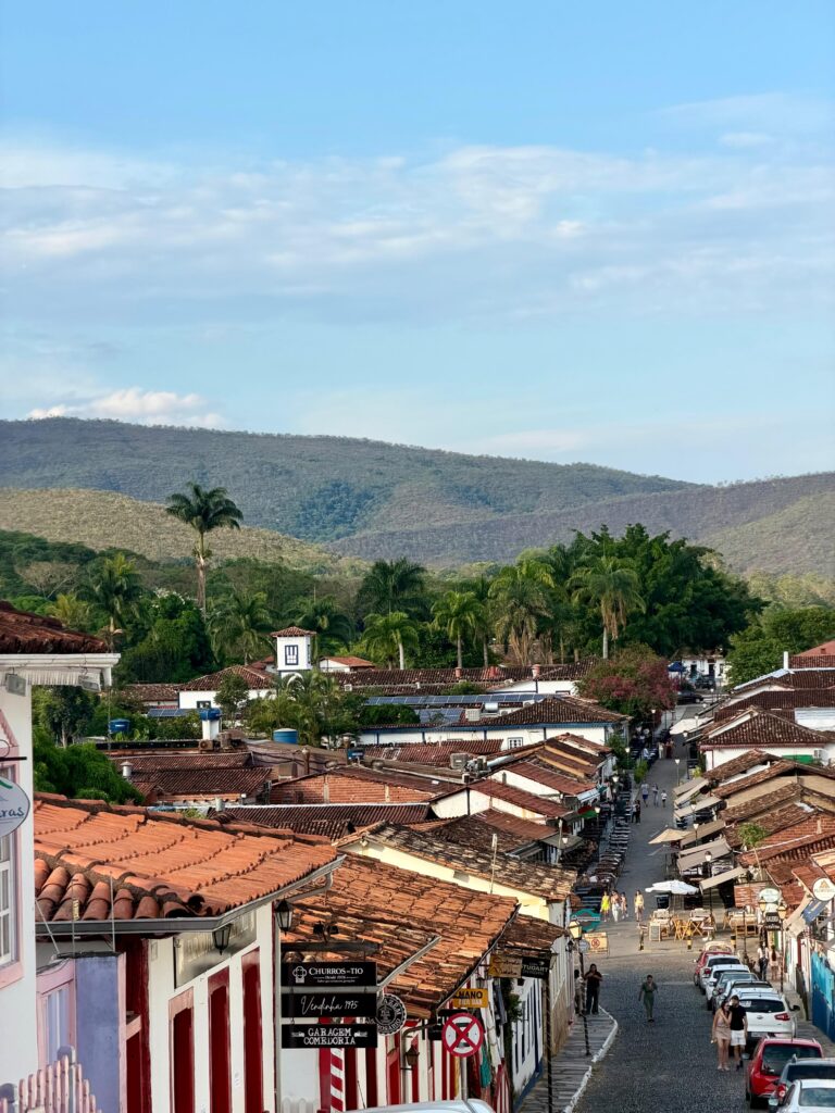 Pirenópolis, Centro Histórico de Pirenópolis, patrimônio histórico, arquitetura colonial, Rua do Lazer, Rua do Rosário, Serra dos Pireneus, turismo em Pirenópolis, Goiás, casario colonial