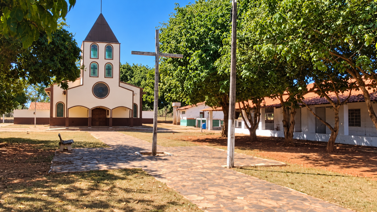 Como fazia habitualmente, deixou os quatro filhos sob os cuidados da avó materna, no povoado de Malhador