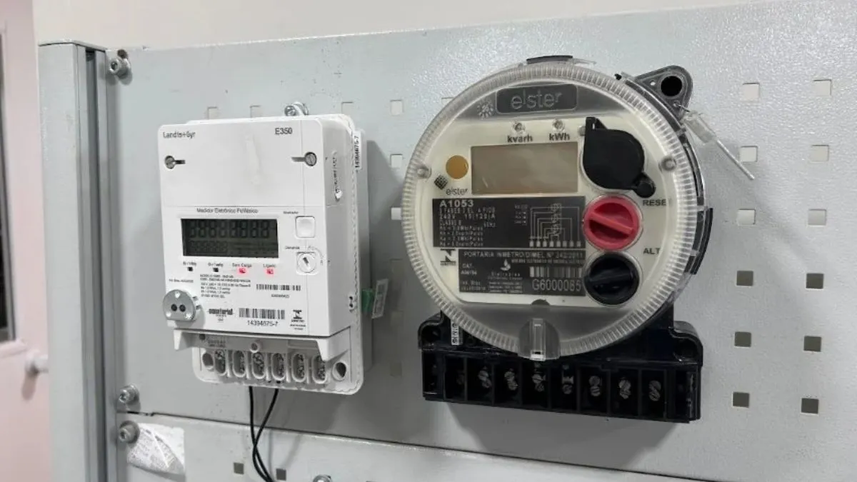 Os novos medidores permitirão a leitura remota do consumo de energia, reduzindo a necessidade de visitas presenciais para registrar os dados utilizados no faturamento